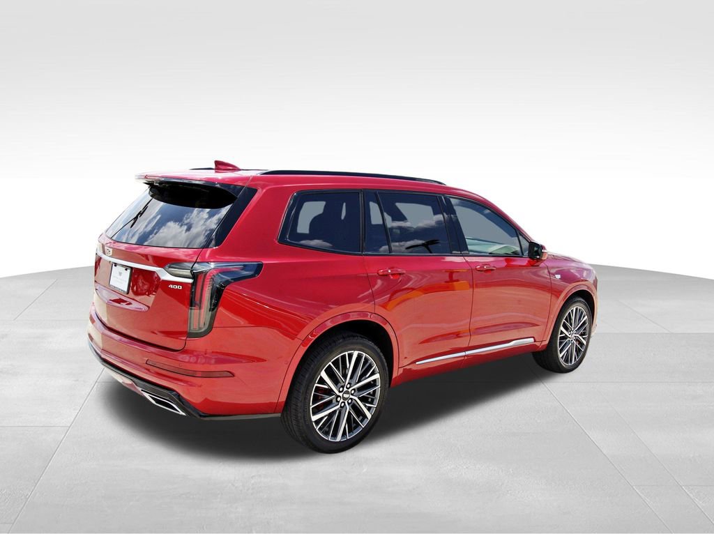 2025 Cadillac XT6 Sport photo 4