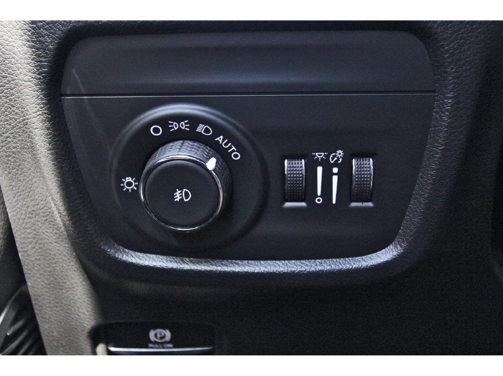 2024 Jeep Grand Cherokee Summit - Photo 19