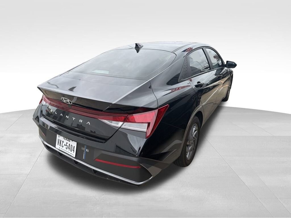 Used 2024 Hyundai Elantra SEL Sedan