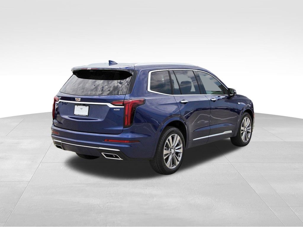 2025 Cadillac XT6 Premium Luxury photo 4