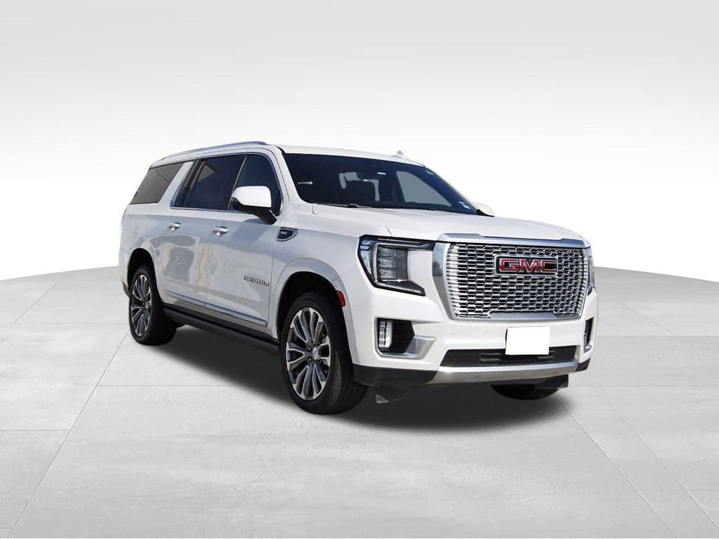 2021 GMC Yukon XL Denali's photo