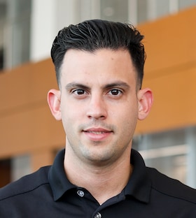 Staff member Jorge Benavides Guerra from ID_494486d077f1