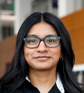 Staff member Adriana Hernandez from ID_0bf05c8a089e