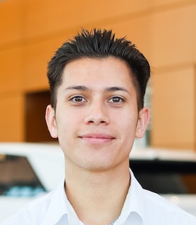 Staff member Alfredo Rodriguez from ID_ed5053e725e1