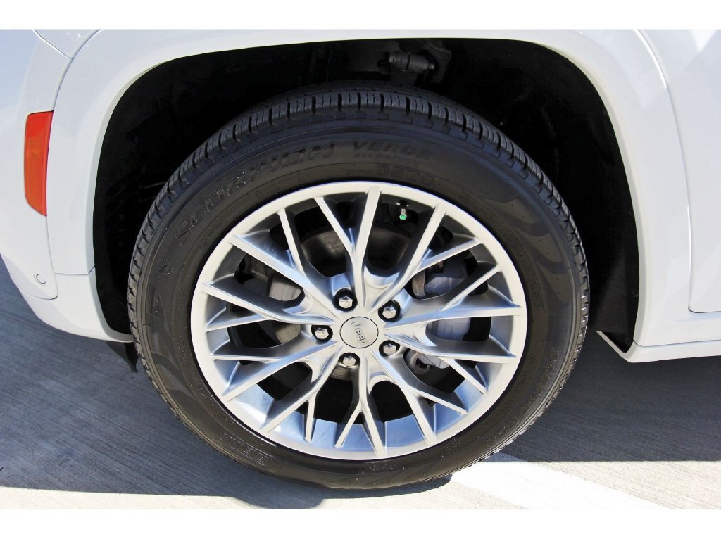 2024 Jeep Grand Cherokee Summit - Photo 30