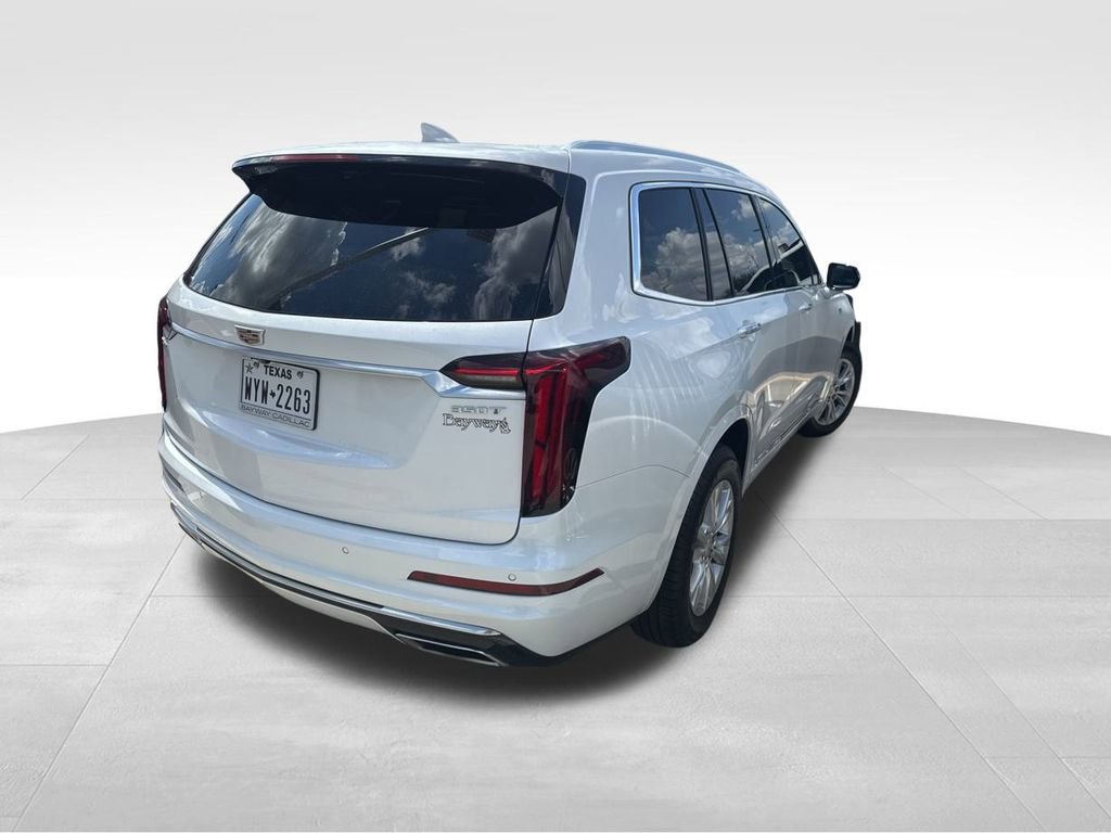 2023 Cadillac XT6 Luxury photo 3