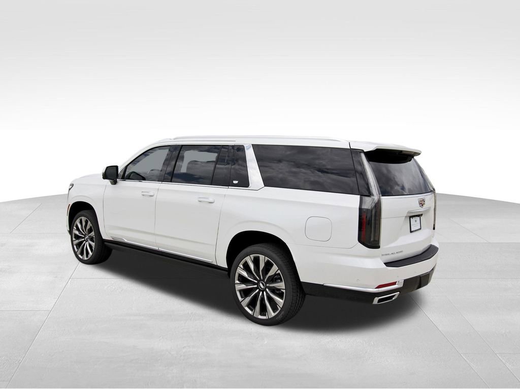 2025 Cadillac Escalade ESV Premium Luxury photo 3