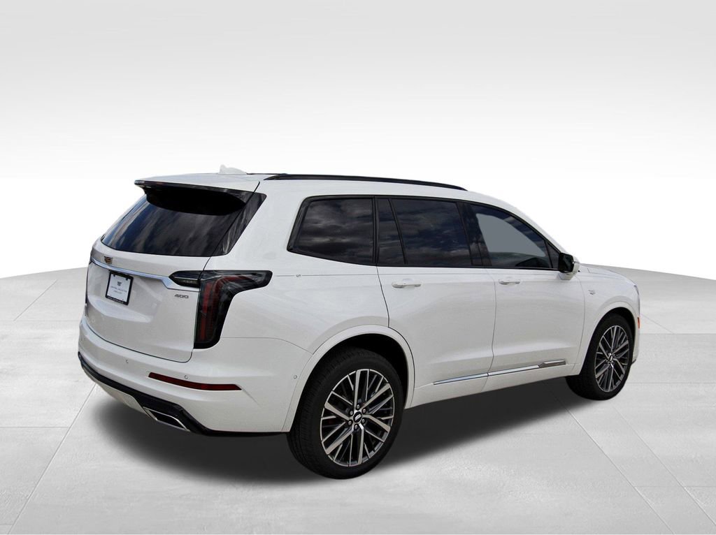 2025 Cadillac XT6 Sport photo 4