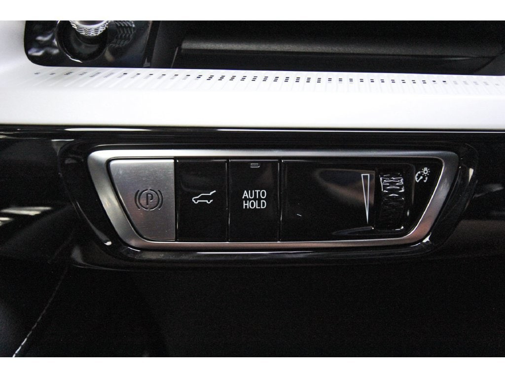 2027 Cadillac OPTIQ Sport - Photo 12
