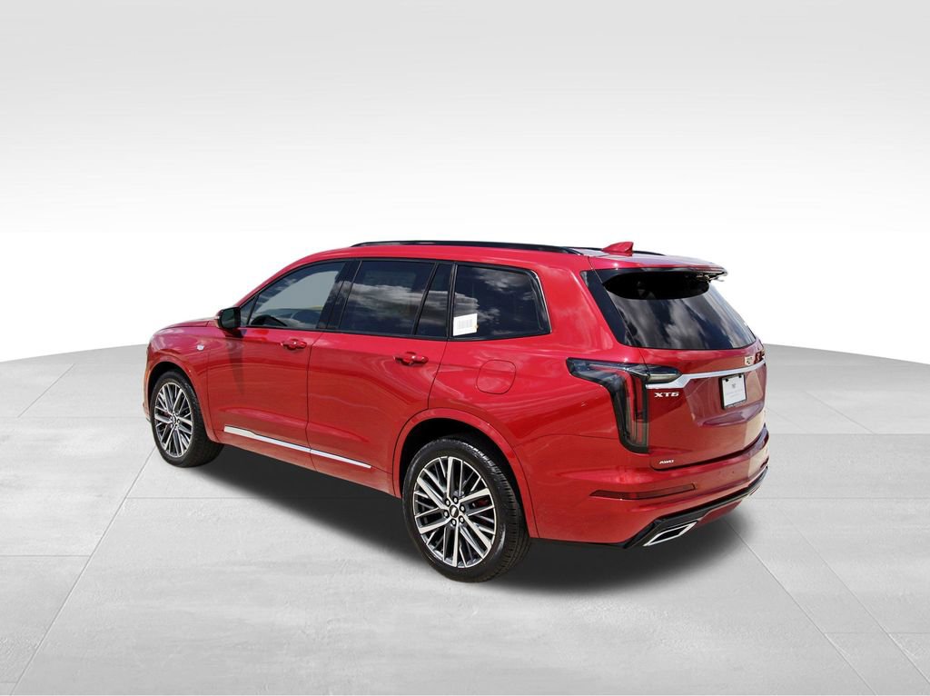 2025 Cadillac XT6 Sport photo 3