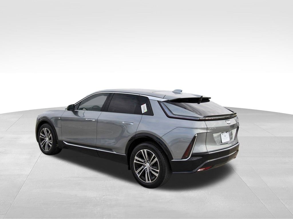 New 2026 CADILLAC LYRIQ Luxury SUV