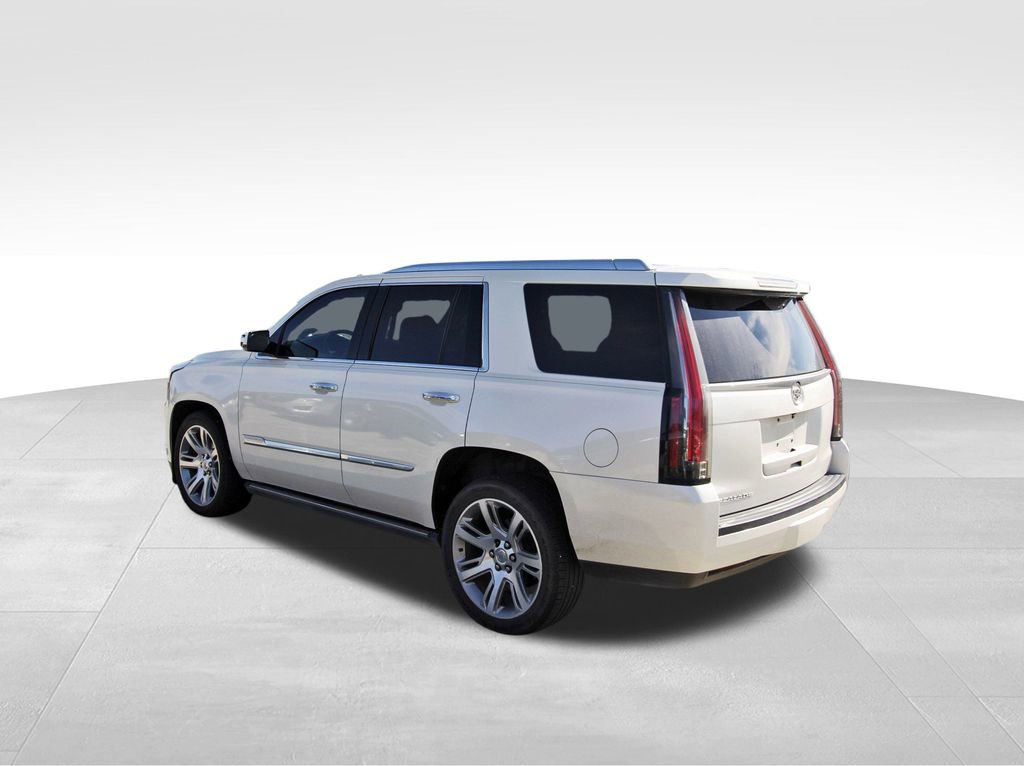 2015 Cadillac Escalade Premium photo 3