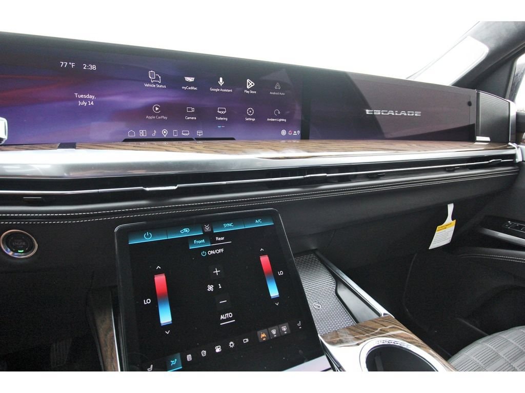2026 Cadillac Escalade Platinum Sport - Photo 17