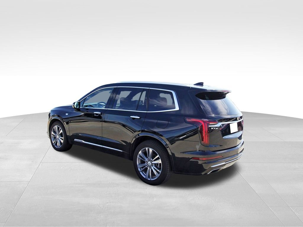 2023 Cadillac XT6 Premium Luxury photo 3