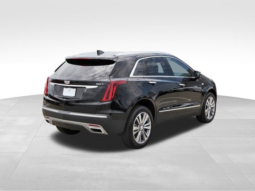 2025 Cadillac XT5 Premium Luxury photo 4
