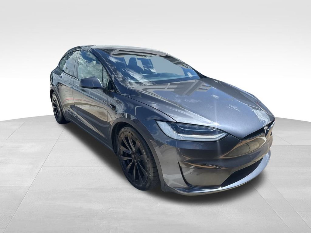 2022 Tesla Model X Plaid photo 2