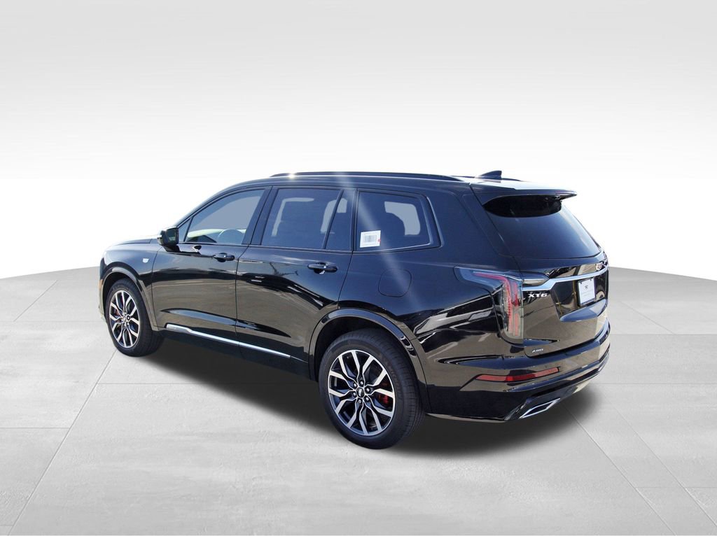 2025 Cadillac XT6 Sport photo 3
