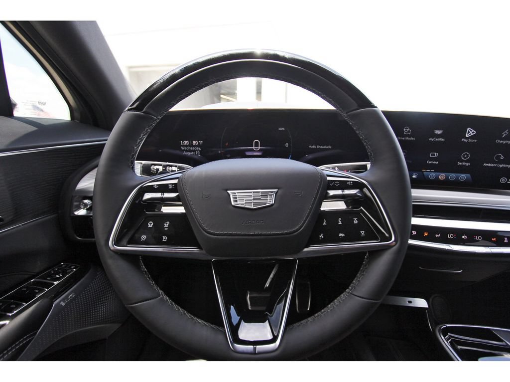 2027 Cadillac LYRIQ Signature Luxury - Photo 13
