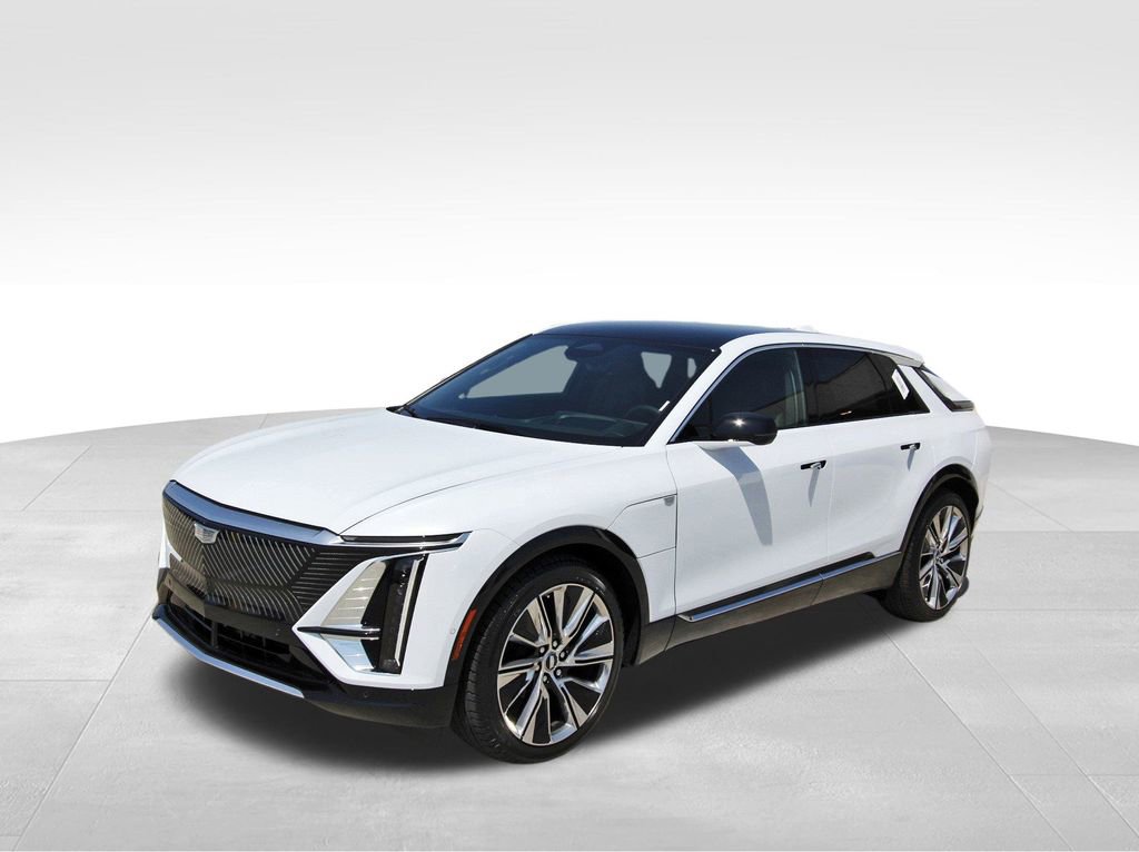 2026 Cadillac Lyriq Luxury photo 2