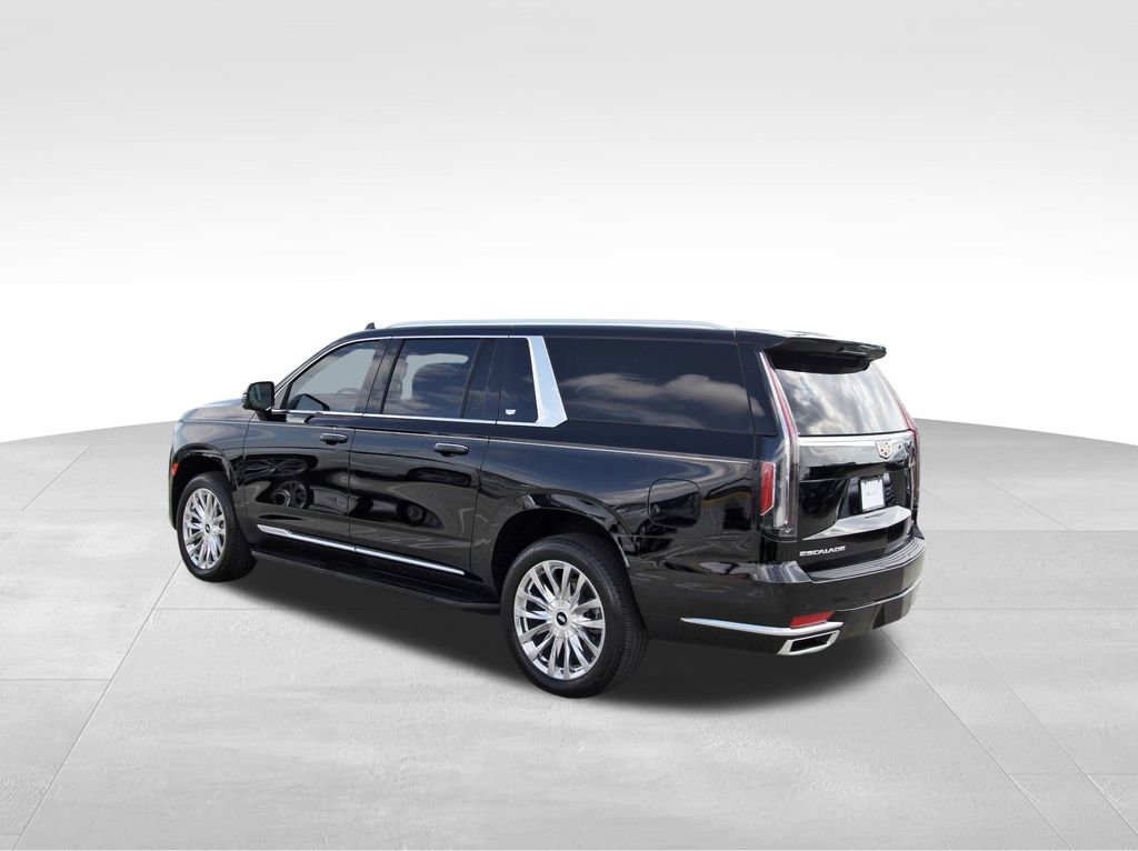 2024 Cadillac Escalade ESV Premium Luxury photo 3