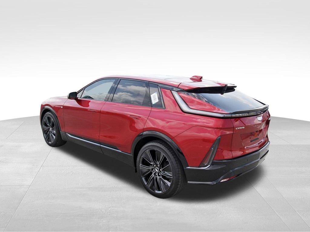 2025 Cadillac Lyriq Sport photo 3