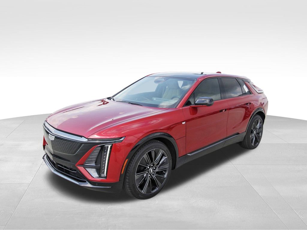 2025 Cadillac Lyriq Sport photo 2