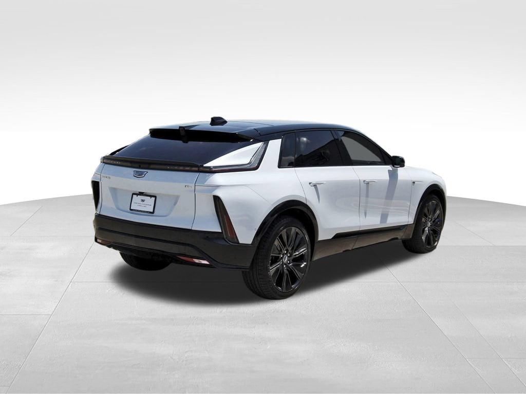 New 2027 CADILLAC LYRIQ Signature Sport SUV