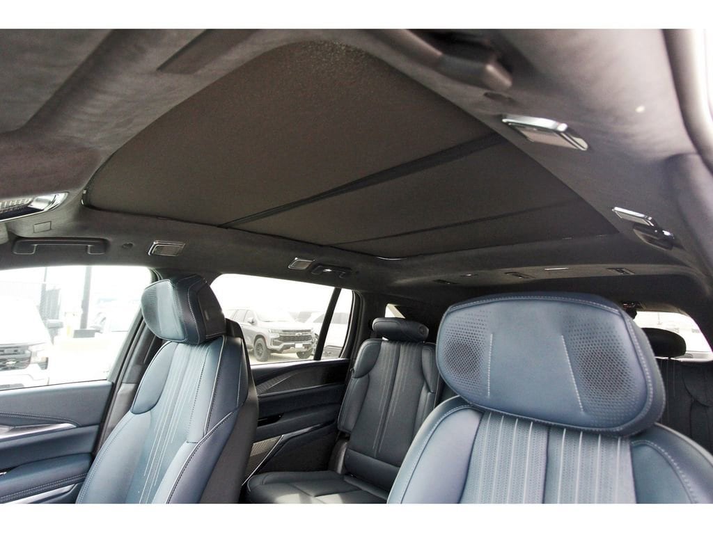 2025 Cadillac Escalade IQ Sport 2 - Photo 24