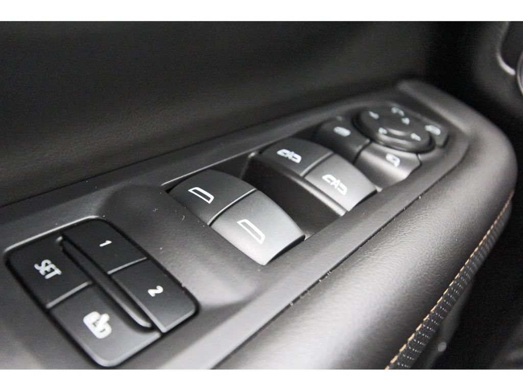 2026 Cadillac Escalade Platinum Sport - Photo 20