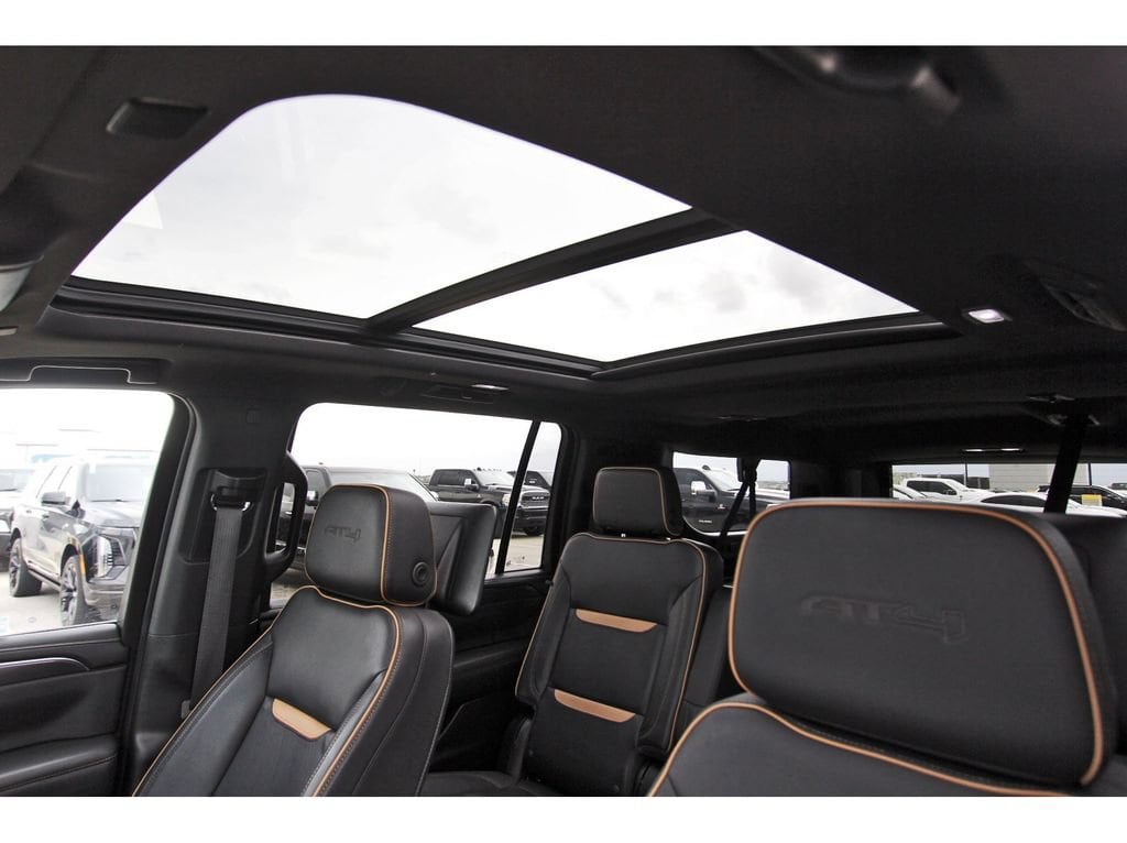 2026 Cadillac Escalade Platinum Sport - Photo 28