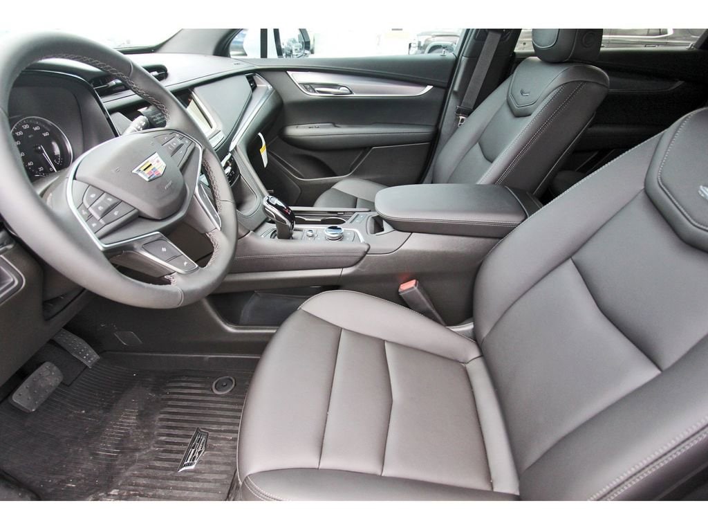 2026 Cadillac XT5 Luxury - Photo 6