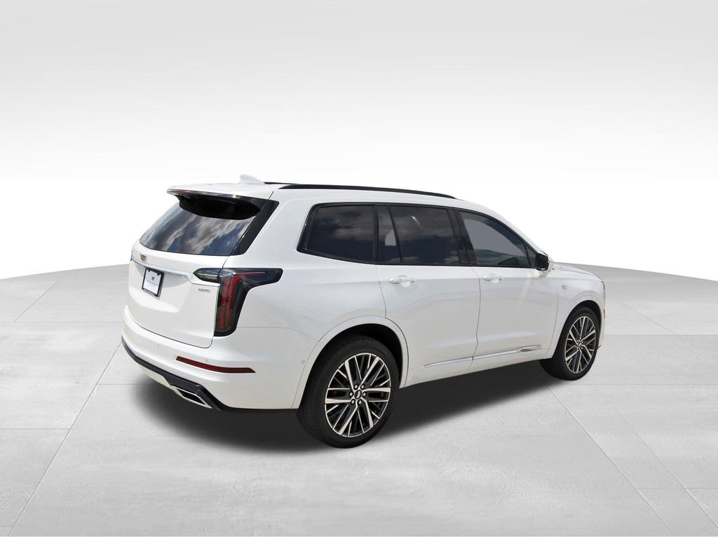 2025 Cadillac XT6 Sport photo 4