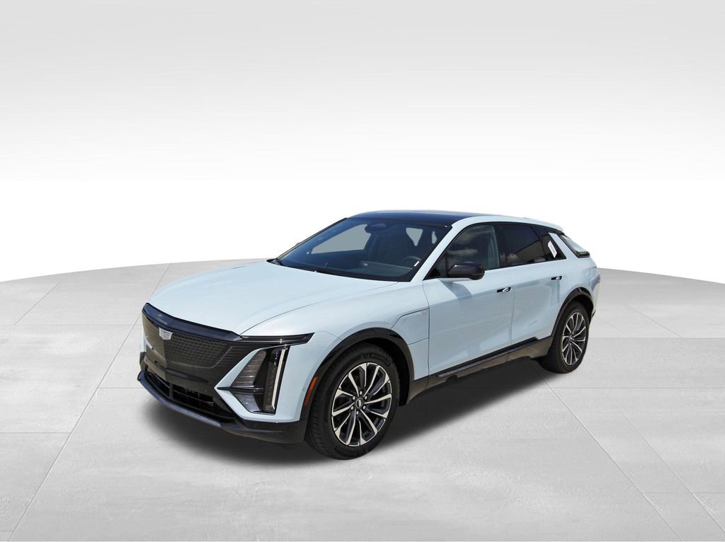 2026 Cadillac Lyriq Sport photo 2