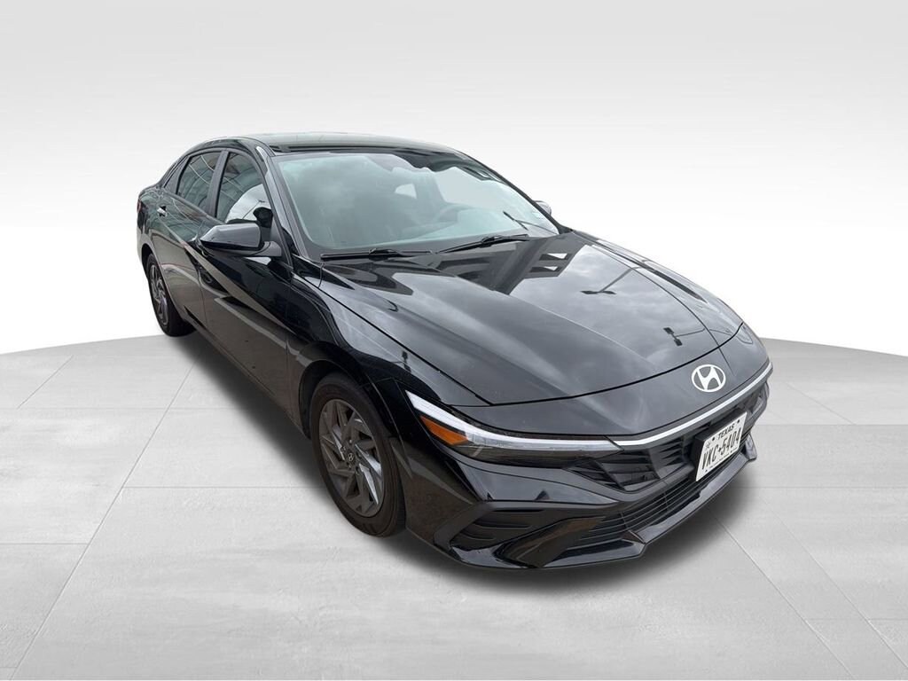 Used 2024 Hyundai Elantra SEL Sedan
