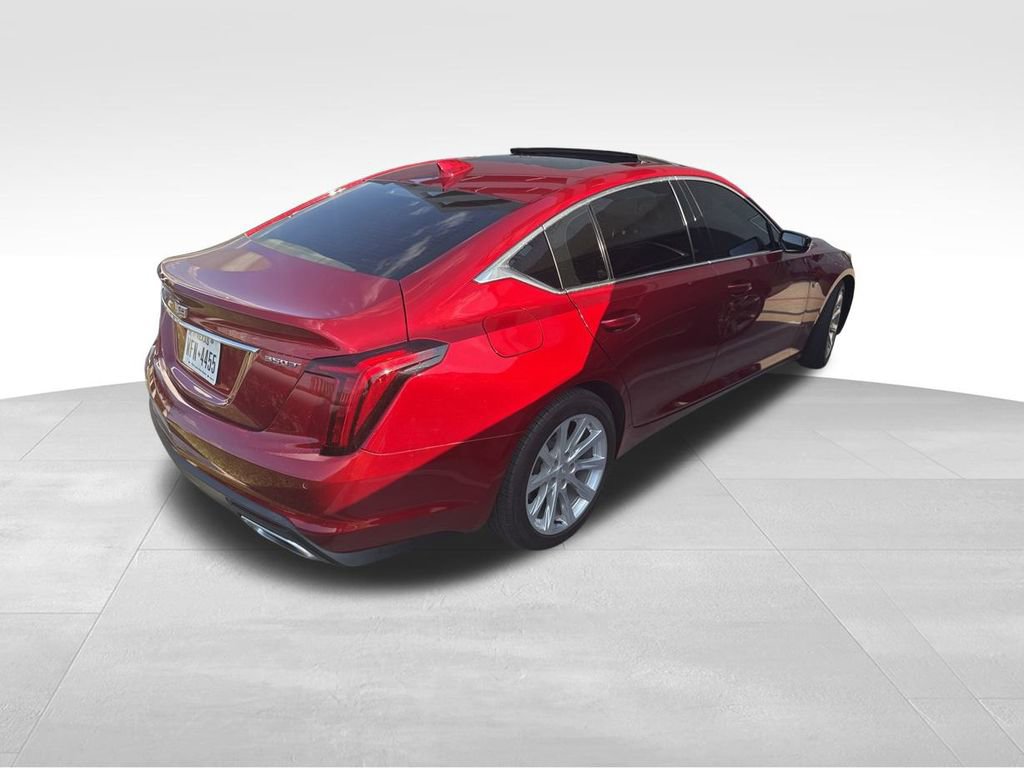 2023 Cadillac CT5 Luxury photo 3
