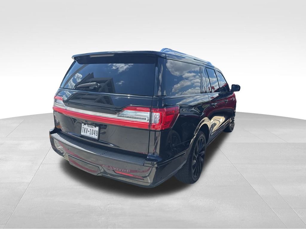 2020 Lincoln Navigator L Reserve photo 3