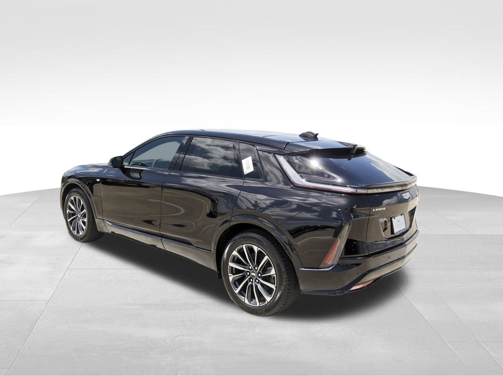 2025 Cadillac Lyriq Sport photo 3