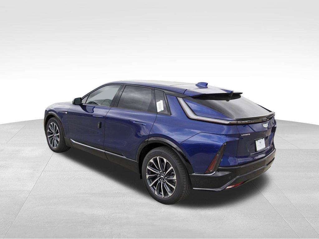 2025 Cadillac Lyriq Sport photo 3