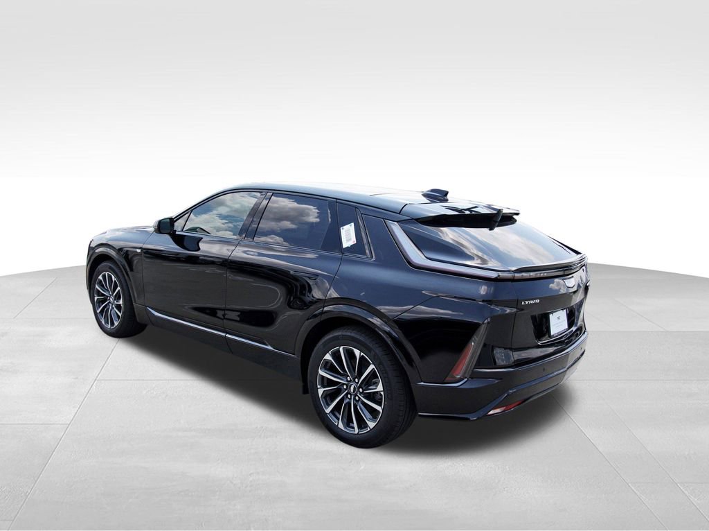 2025 Cadillac Lyriq Sport photo 3