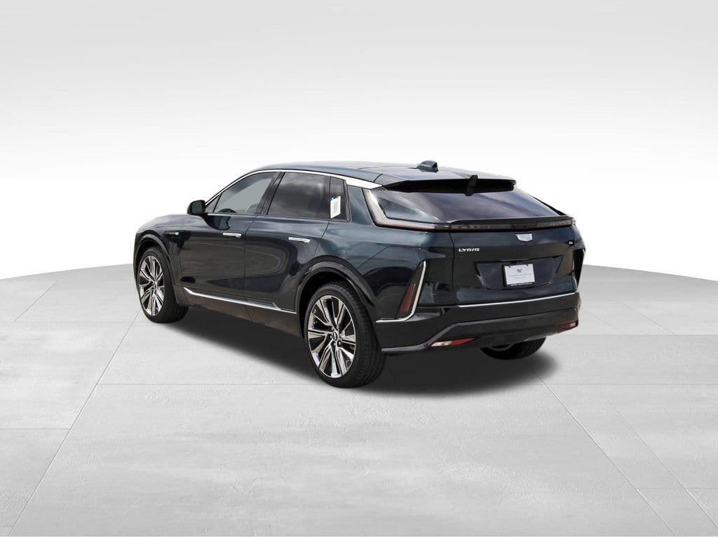 New 2027 CADILLAC LYRIQ Signature Luxury SUV