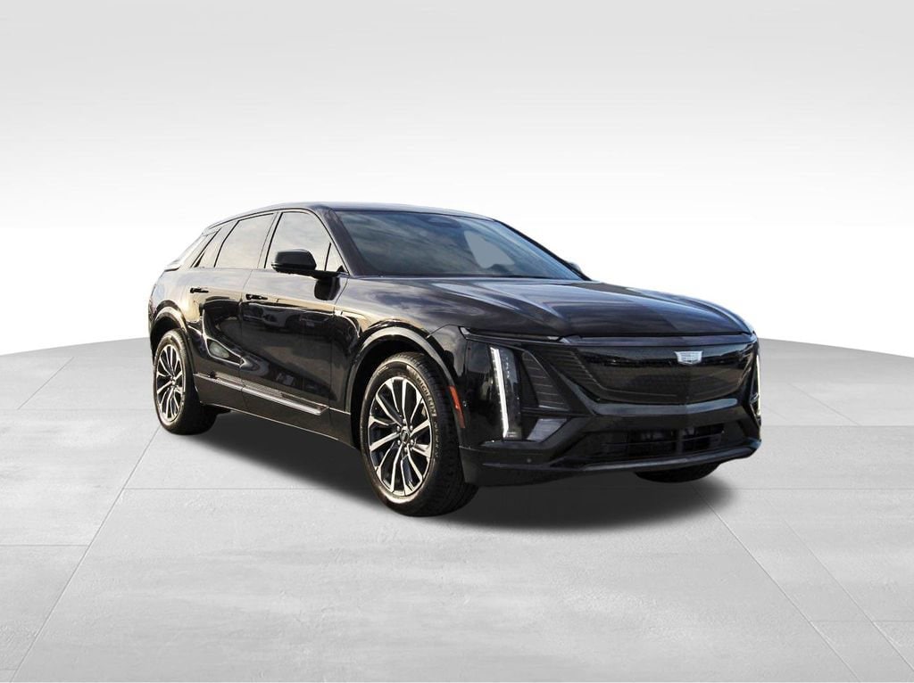 2026 Cadillac LYRIQ Sport's photo
