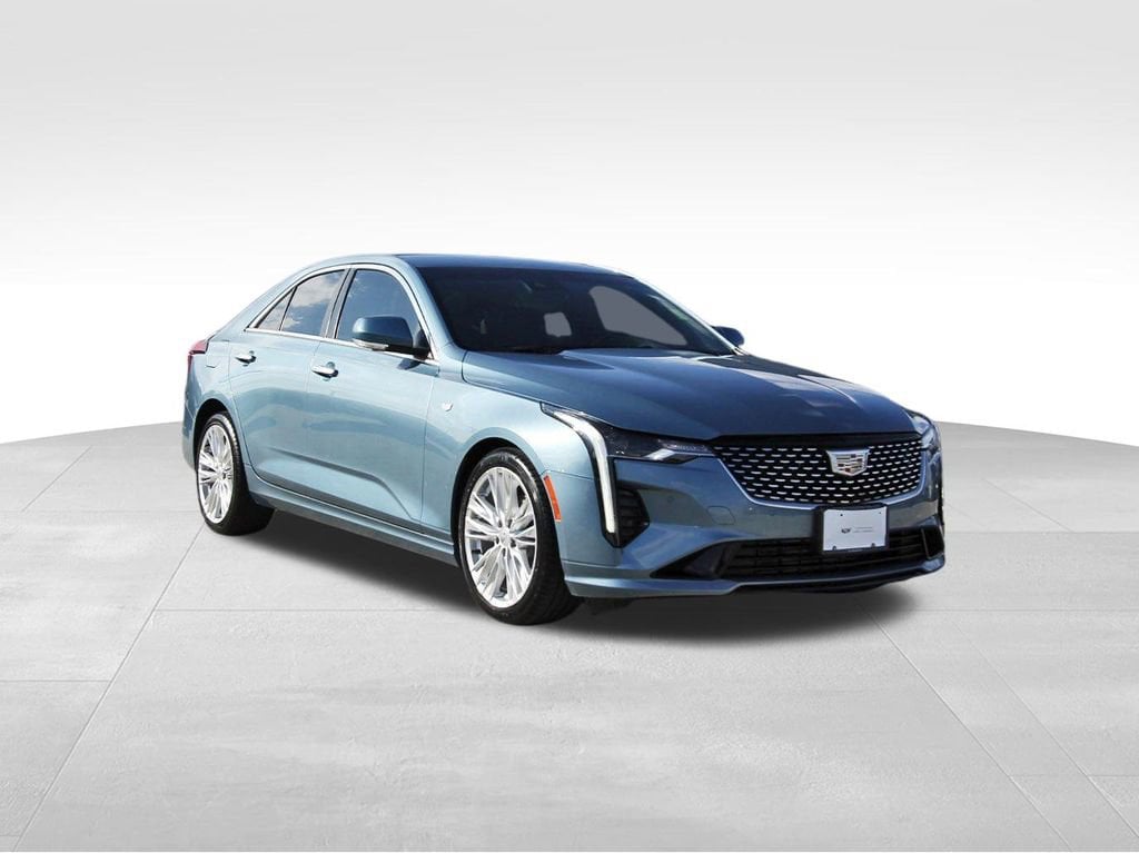 2023 Cadillac CT4
