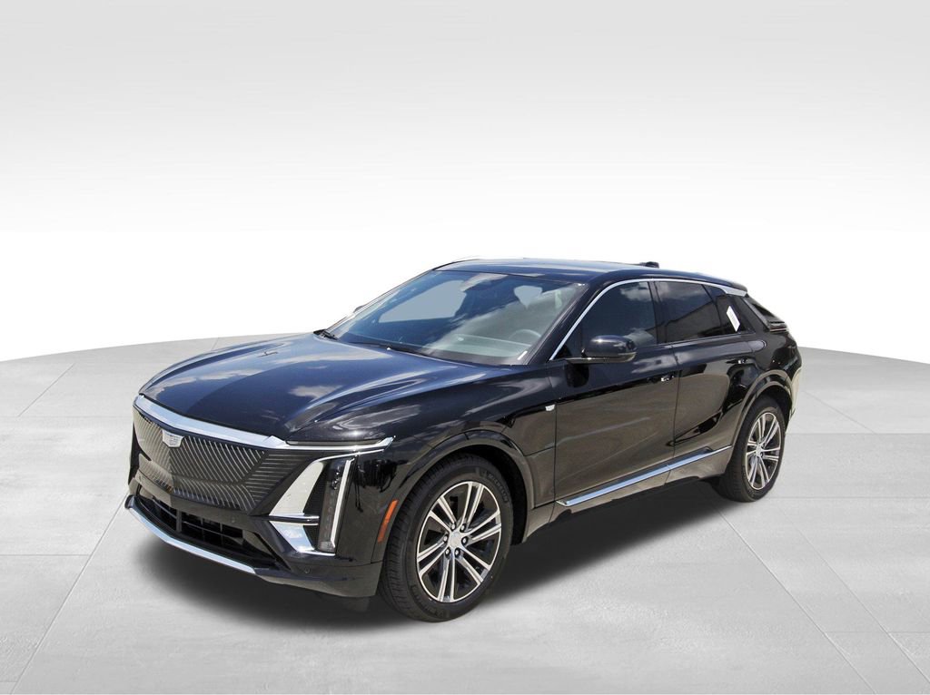 2025 Cadillac Lyriq Luxury photo 2