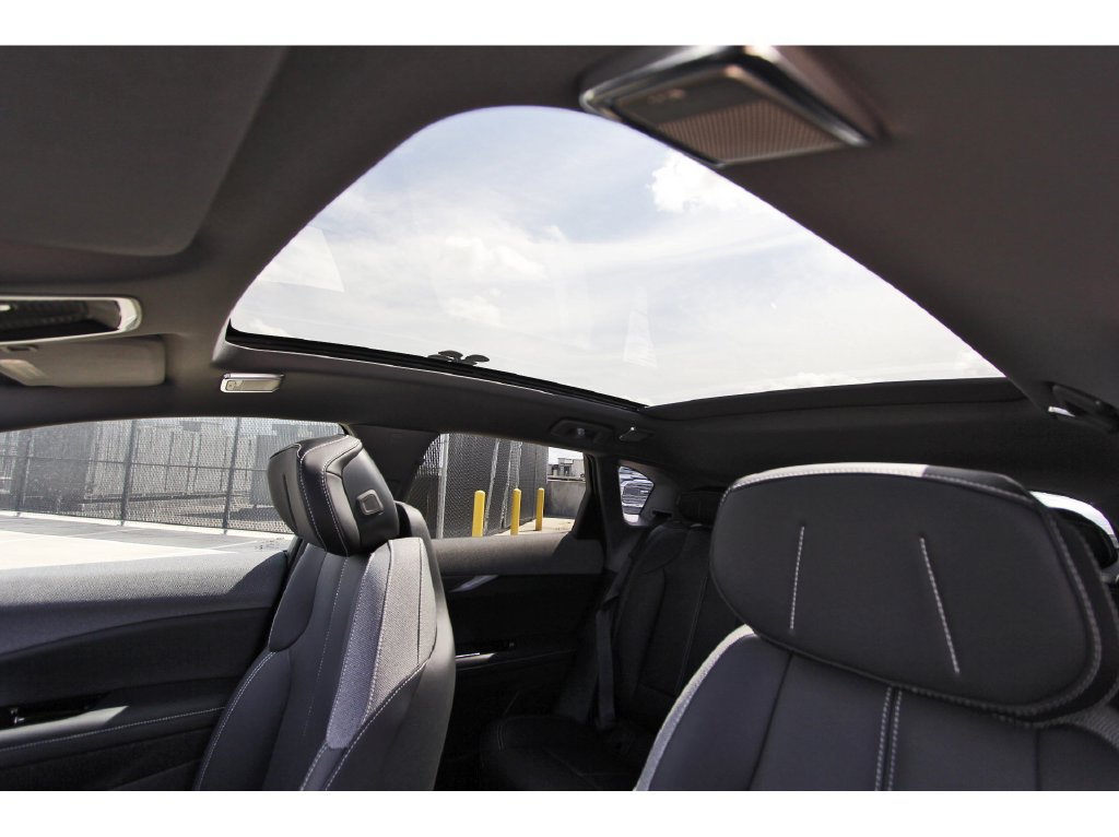 2027 Cadillac OPTIQ Sport - Photo 21