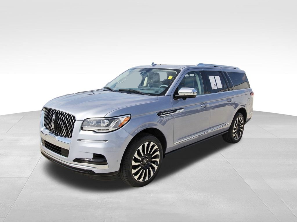 Used 2024 Lincoln Navigator Black Label L with VIN 5LMJJ3TG3REL04105 for sale in Houston, TX