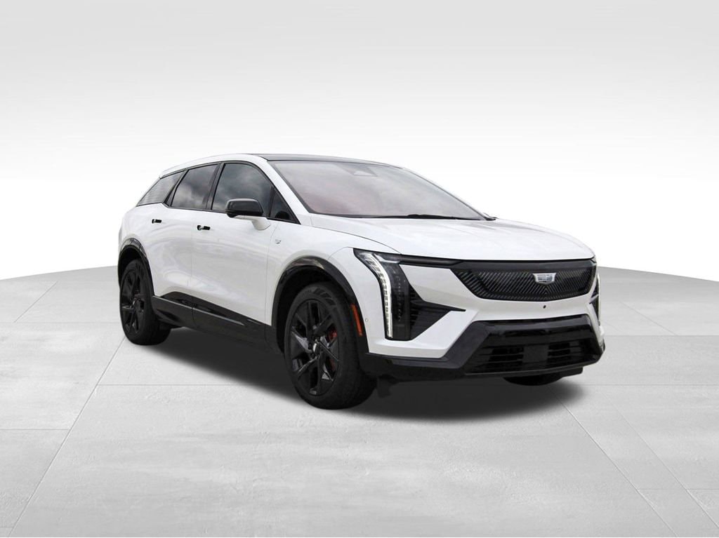 New 2025 CADILLAC OPTIQ Luxury 1 SUV