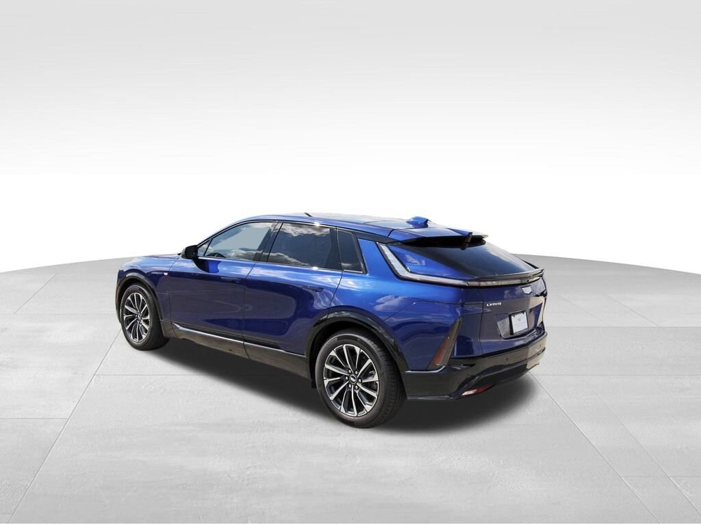 New 2025 CADILLAC LYRIQ Sport 2 SUV