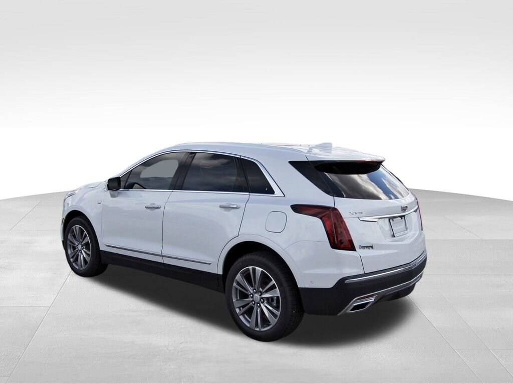 New 2026 CADILLAC XT5 Premium Luxury SUV