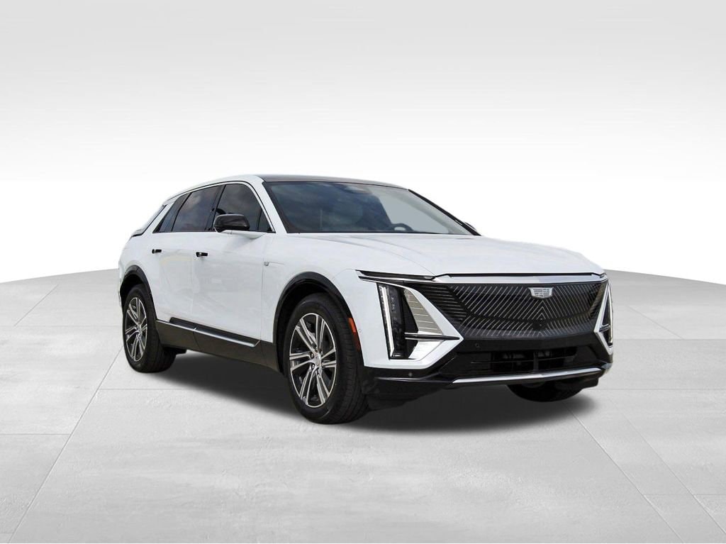 New 2026 CADILLAC LYRIQ Luxury SUV