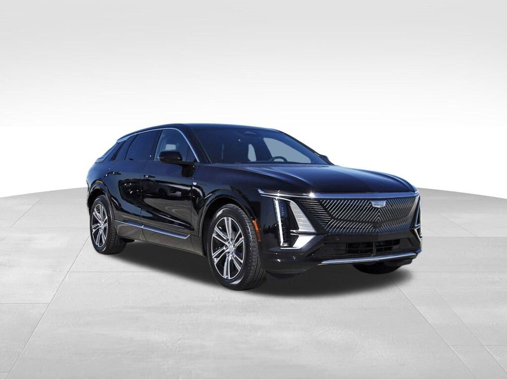 New 2026 CADILLAC LYRIQ Luxury SUV